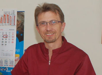 dentysta stomatolog implantolog marek mrukwa